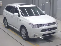 Mitsubishi OUTLANDER PHEV лот № 10045 оценка R  с аукциона в Японии 4