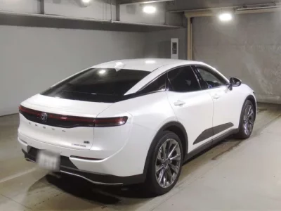 Toyota CROWN CROSSOVER