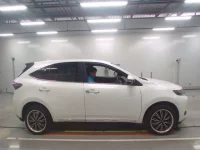 Toyota HARRIER лот № 30356 оценка R  с аукциона в Японии 2