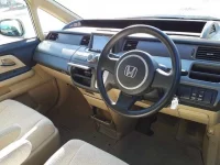 Honda STEP WAGON лот № 10050 оценка 3.5  с аукциона в Японии 6