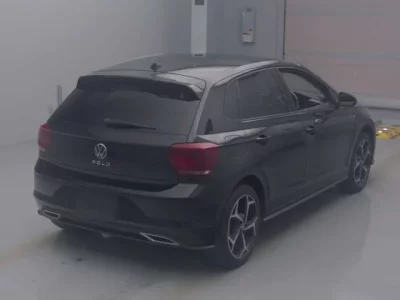 Volkswagen POLO  с аукциона в Японии