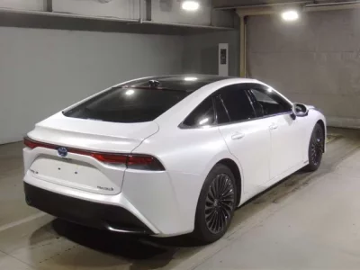 Toyota MIRAI  с аукциона в Японии