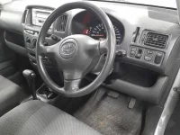 Toyota SUCCEED лот № 50079 оценка 3  с аукциона в Японии 6