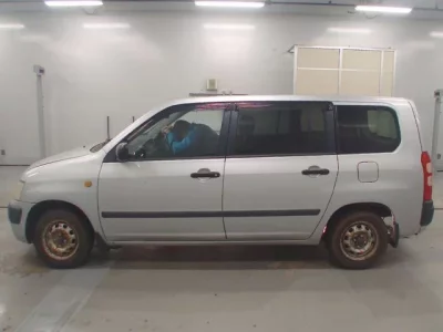 Toyota SUCCEED  с аукциона в Японии