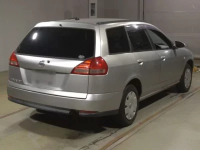 Nissan WINGROAD  с аукциона в Японии