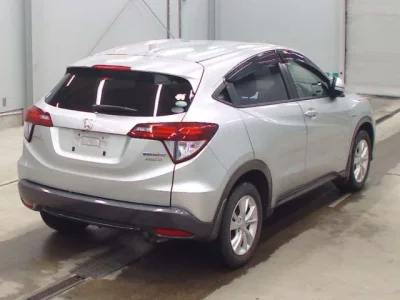 Honda VEZEL  с аукциона в Японии