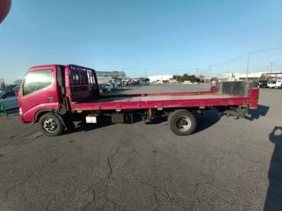 Hino DUTRO  с аукциона в Японии