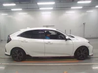 Honda CIVIC лот № 30382 оценка 4.5  с аукциона в Японии 2