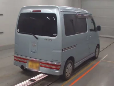 Daihatsu Atrai Wagon  с аукциона в Японии