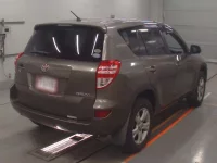 Toyota RAV4 лот № 30387 оценка 3.5  с аукциона в Японии 1