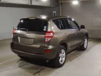 Toyota RAV4 лот № 70019 оценка 3.5  с аукциона в Японии 1