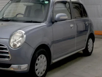 Daihatsu MIRA  с аукциона в Японии