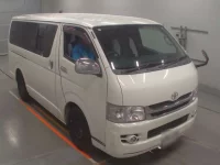 Toyota HIACE VAN лот № 30389 оценка R  с аукциона в Японии 4