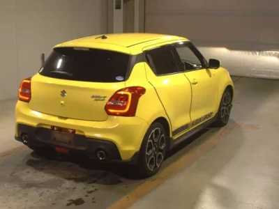 Suzuki SWIFT  с аукциона в Японии