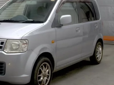 Nissan OTTI  с аукциона в Японии