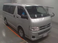 Toyota HIACE VAN лот № 30412 оценка 3  с аукциона в Японии 4