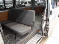 Toyota HIACE VAN лот № 30412 оценка 3  с аукциона в Японии 9