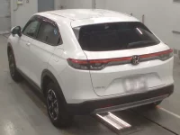 Honda VEZEL лот № 30417 оценка 5  с аукциона в Японии 5