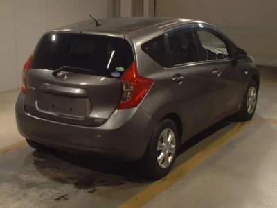 Nissan NOTE  с аукциона в Японии