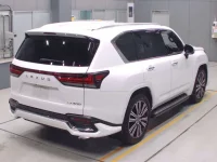 Lexus LX лот № 4017 оценка 5  с аукциона в Японии 1