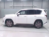 Lexus LX лот № 4017 оценка 5  с аукциона в Японии 3