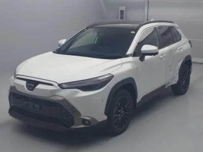 Toyota COROLLA CROSS  с аукциона в Японии