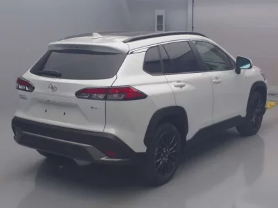 Toyota COROLLA CROSS  с аукциона в Японии