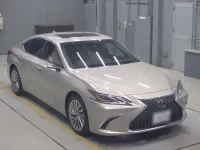 Lexus ES лот № 4020 оценка 3.5  с аукциона в Японии 4
