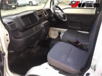 Honda ACTY TRUCK лот № 2102 оценка 4  с аукциона в Японии 2