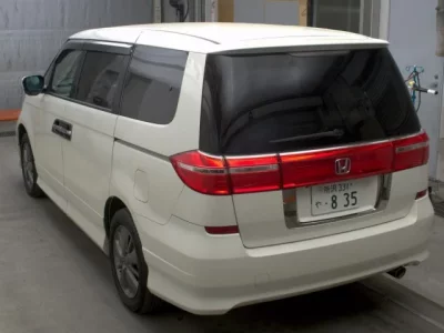 Honda ELYSION  с аукциона в Японии