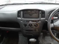 Toyota SUCCEED лот № 7018 оценка 3  с аукциона в Японии 8