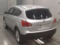 Nissan DUALIS лот № 30440 оценка 4  с аукциона в Японии 5