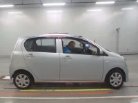 Toyota PIXIS EPOCH лот № 423 оценка 3.5  с аукциона в Японии 2