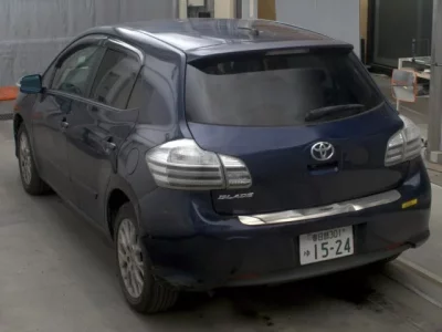 Toyota BLADE  с аукциона в Японии