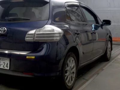 Toyota BLADE  с аукциона в Японии