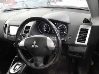 Mitsubishi OUTLANDER лот № 30451 оценка 3.5  с аукциона в Японии 6