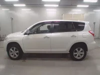 Toyota VANGUARD лот № 30450 оценка 3.5  с аукциона в Японии 3