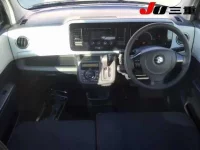 Suzuki MRWAGON лот № 2116 оценка 4  с аукциона в Японии 7