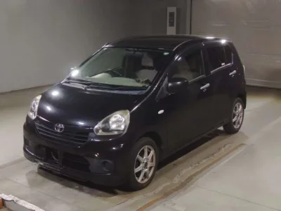 Toyota PIXIS EPOCH  с аукциона в Японии