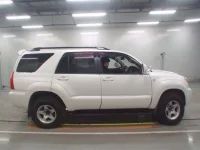 Toyota HILUX SURF лот № 30459 оценка 3.5  с аукциона в Японии 2