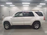 Toyota HILUX SURF лот № 30459 оценка 3.5  с аукциона в Японии 3