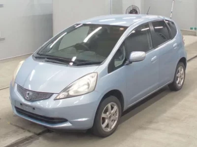Honda FIT  с аукциона в Японии