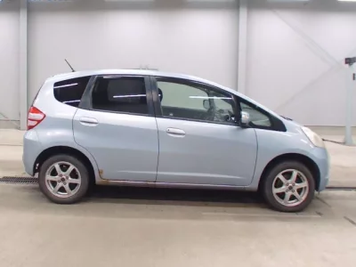Honda FIT  с аукциона в Японии
