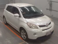 Toyota IST лот № 30465 оценка 3  с аукциона в Японии 4