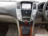 Toyota HARRIER лот № 5517 оценка 3  с аукциона в Японии 8