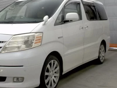 Toyota ALPHARD  с аукциона в Японии