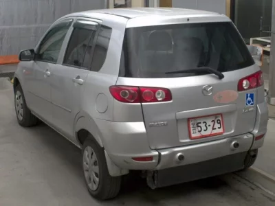 Mazda DEMIO  с аукциона в Японии