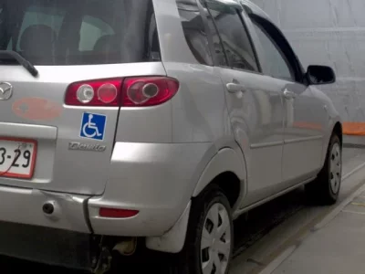 Mazda DEMIO  с аукциона в Японии