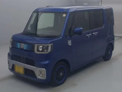 Daihatsu WAKE  с аукциона в Японии