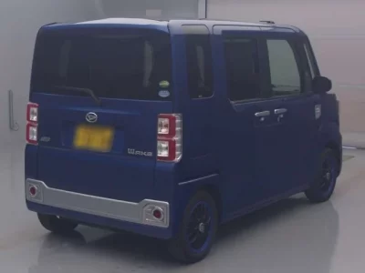 Daihatsu WAKE  с аукциона в Японии
